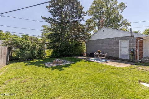 Tiny photo for 1311 Pennelwood Drive, Toledo, OH 43614 (MLS # 10008456)