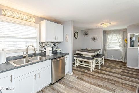Tiny photo for 5043 Saint Aubin Drive, Toledo, OH 43615 (MLS # 10010017)