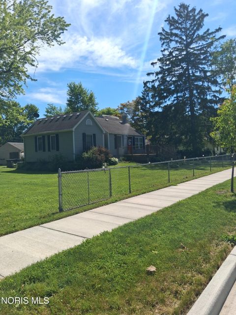 Tiny photo for 5043 Saint Aubin Drive, Toledo, OH 43615 (MLS # 10010017)