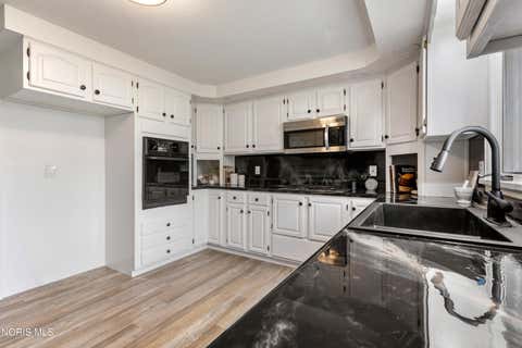 Tiny photo for 5679 Knightsbridge Drive, Toledo, OH 43614 (MLS # 10010715)