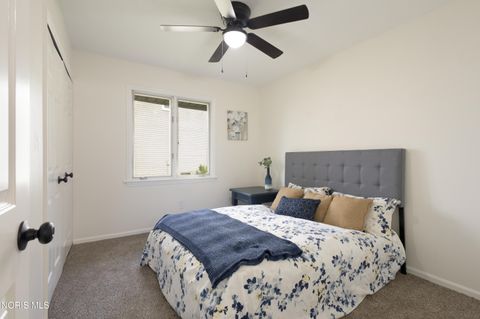 Tiny photo for 5679 Knightsbridge Drive, Toledo, OH 43614 (MLS # 10010715)