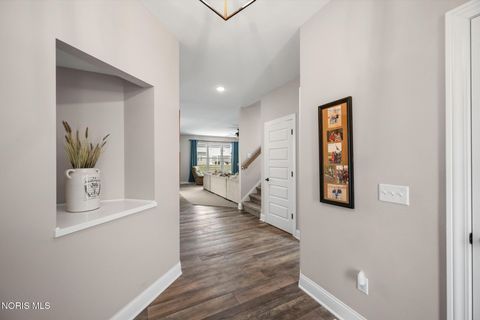 Tiny photo for 104 Brunswick Court, Perrysburg, OH 43551 (MLS # 10005559)