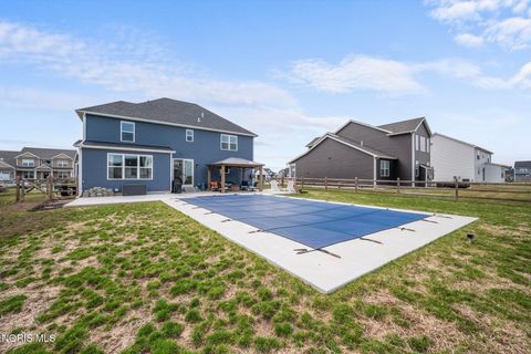 Tiny photo for 104 Brunswick Court, Perrysburg, OH 43551 (MLS # 10005559)