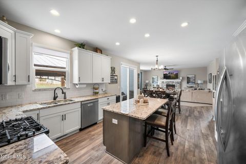 Tiny photo for 104 Brunswick Court, Perrysburg, OH 43551 (MLS # 10005559)