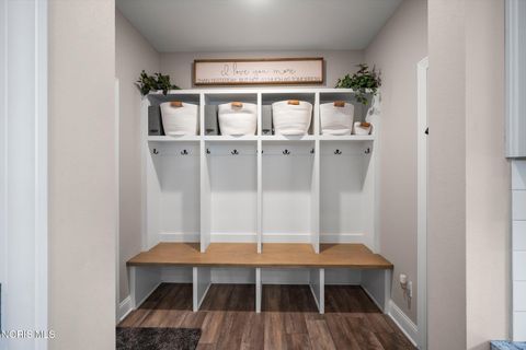 Tiny photo for 104 Brunswick Court, Perrysburg, OH 43551 (MLS # 10005559)