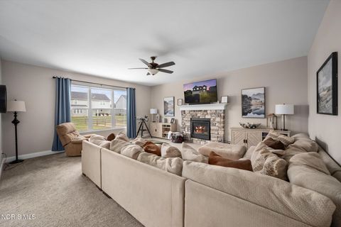 Tiny photo for 104 Brunswick Court, Perrysburg, OH 43551 (MLS # 10005559)