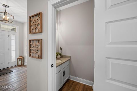 Tiny photo for 104 Brunswick Court, Perrysburg, OH 43551 (MLS # 10005559)