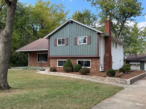 Photo of 8134 Little Road, Sylvania, OH 43560 (MLS # 10000097)
