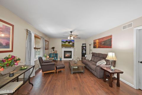 Tiny photo for 604 Highland Creek Court, Holland, OH 43528 (MLS # 10008678)