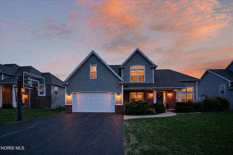 Photo of 2873 Woods Edge Road, Perrysburg, OH 43551 (MLS # 10005850)