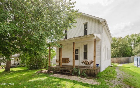 Photo of 412 S Jefferson Street, Pandora, OH 45877 (MLS # 10013727)