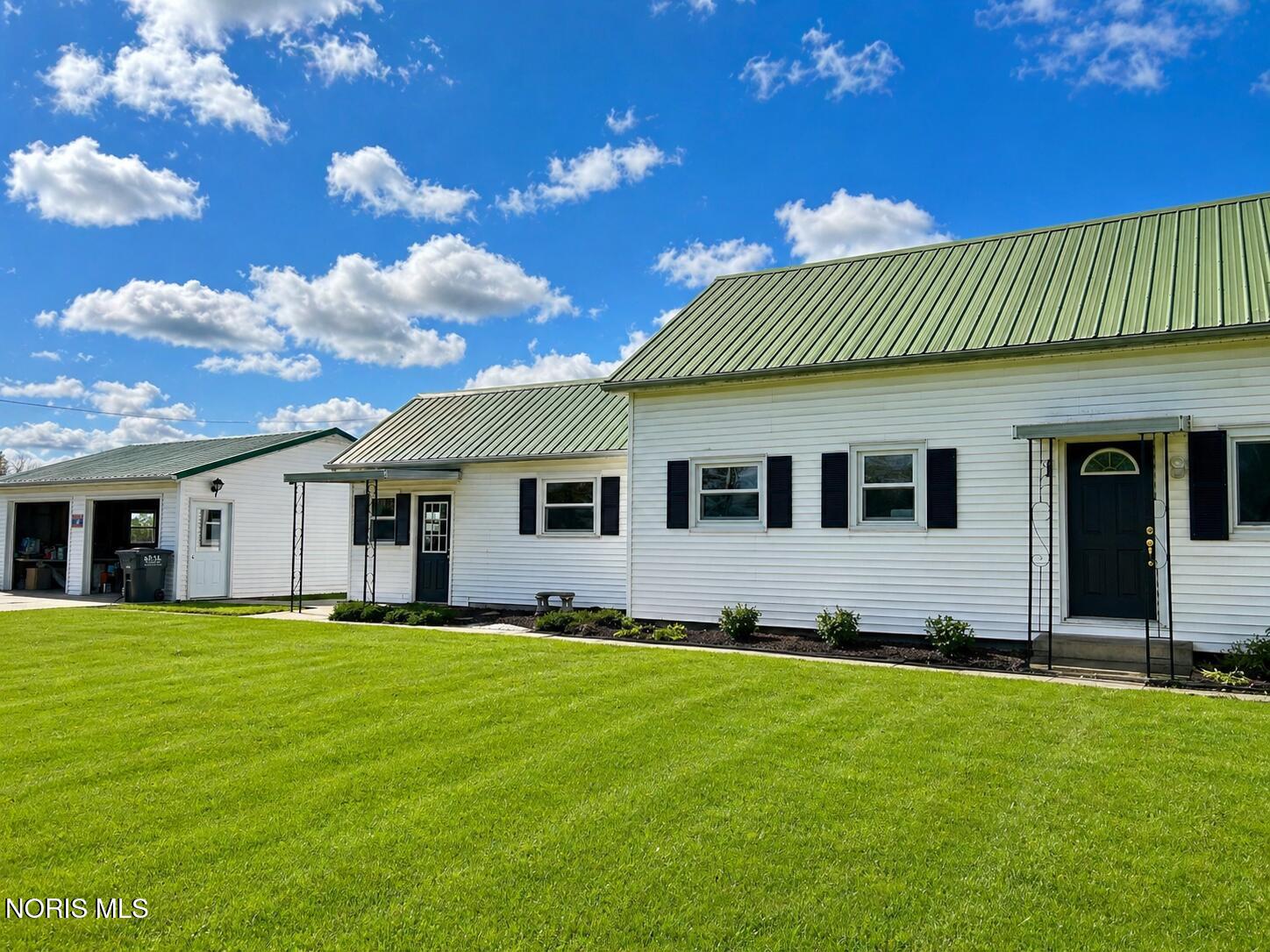 22266 Road 128