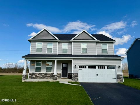 Photo of 5148 Rock Creek Drive, Sylvania, OH 43560 (MLS # 10006390)