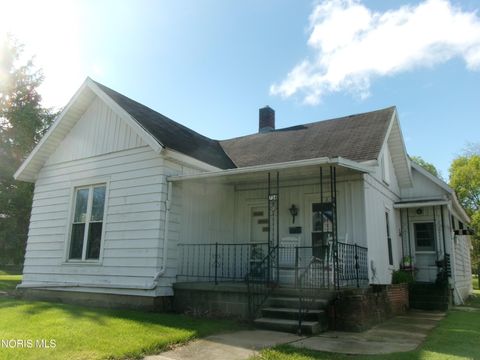 Photo of 734 E 2nd Street, Ottawa, OH 45875 (MLS # 10009226)