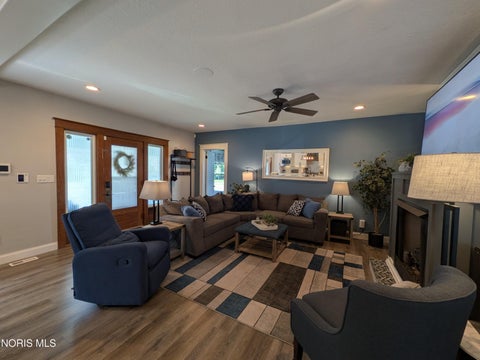 Tiny photo for 633 Holgate Avenue, Defiance, OH 43512 (MLS # 10009956)