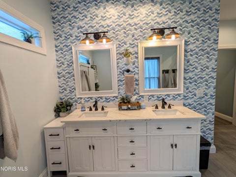Tiny photo for 633 Holgate Avenue, Defiance, OH 43512 (MLS # 10009956)