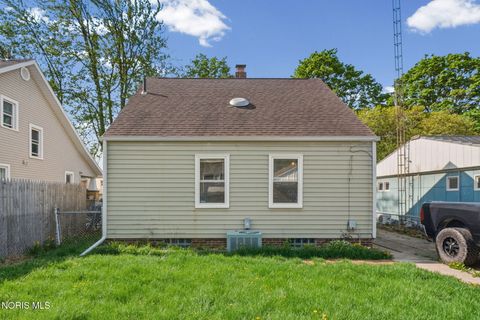Tiny photo for 42 Pasadena Boulevard, Toledo, OH 43612 (MLS # 10009544)