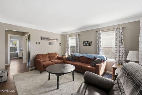 Tiny photo for 42 Pasadena Boulevard, Toledo, OH 43612 (MLS # 10009544)