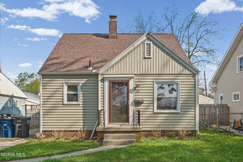 Photo of 42 Pasadena Boulevard, Toledo, OH 43612 (MLS # 10009544)
