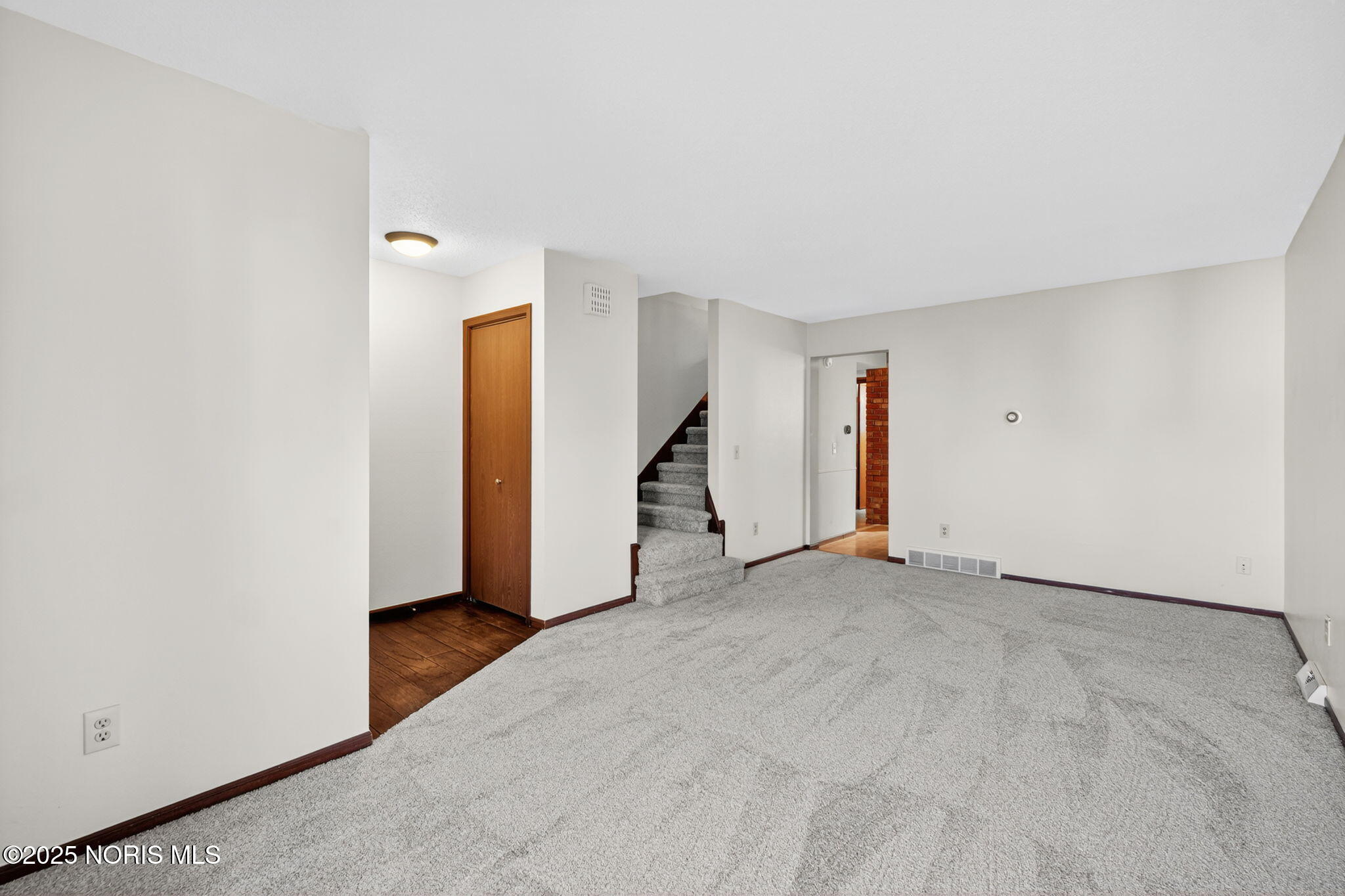 11055 Riverbend Court