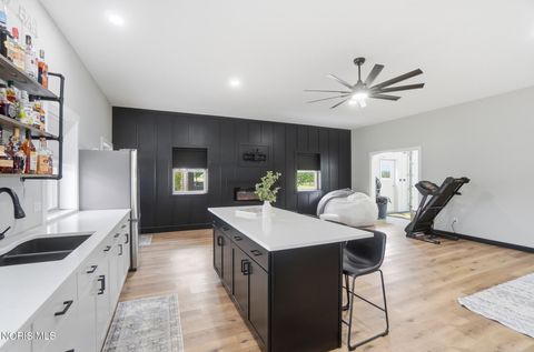 Tiny photo for 15111 County Road M, Wauseon, OH 43567 (MLS # 10007435)
