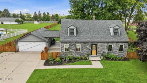 Tiny photo for 1451 Cass Road, Maumee, OH 43537 (MLS # 10011828)