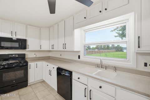 Tiny photo for 1451 Cass Road, Maumee, OH 43537 (MLS # 10011828)