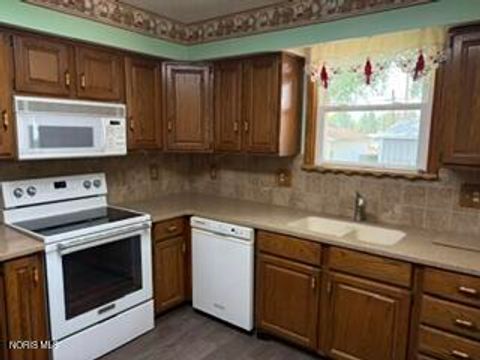 Tiny photo for 208 W Main Street, McComb, OH 45858 (MLS # 10010628)
