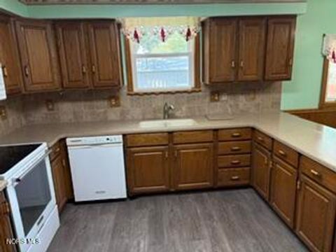 Tiny photo for 208 W Main Street, McComb, OH 45858 (MLS # 10010628)