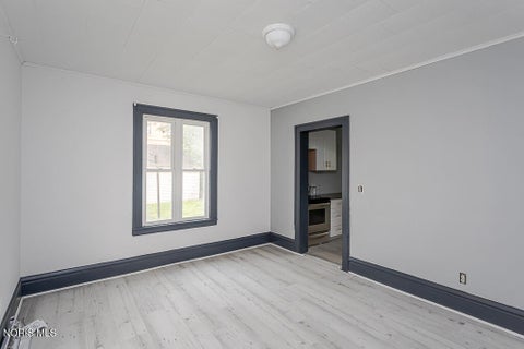 Tiny photo for 831 Oak Street, Toledo, OH 43605 (MLS # 10010793)