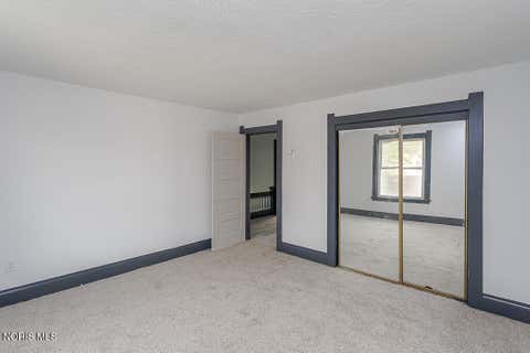 Tiny photo for 831 Oak Street, Toledo, OH 43605 (MLS # 10010793)