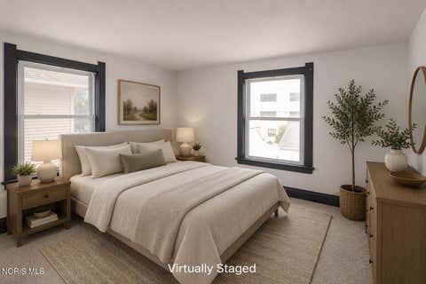 Tiny photo for 831 Oak Street, Toledo, OH 43605 (MLS # 10010793)