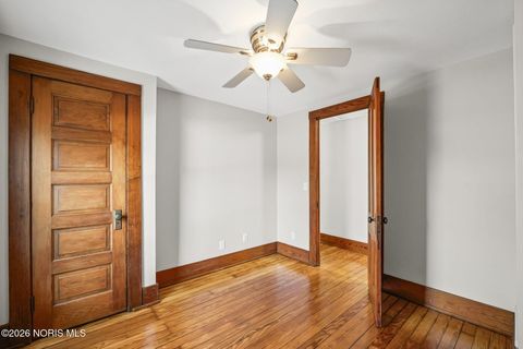 Tiny photo for 740 Conneaut Avenue, Bowling Green, OH 43402 (MLS # 10003081)