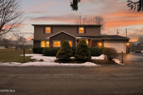 Photo of 101 Gorrill Drive, Wayne, OH 43466 (MLS # 10003371)