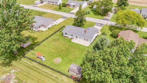 Tiny photo for 153 Thomas Drive, Fremont, OH 43420 (MLS # 10009376)