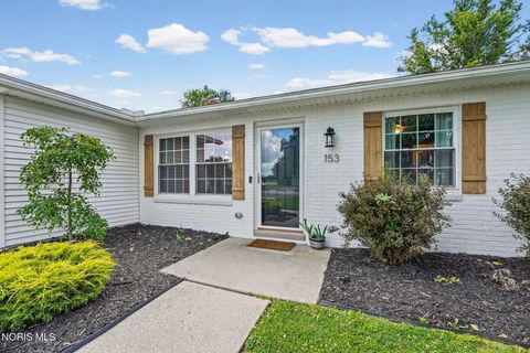 Tiny photo for 153 Thomas Drive, Fremont, OH 43420 (MLS # 10009376)