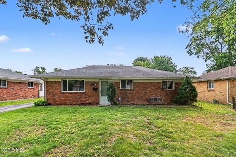 Tiny photo for 5428 Fenwick Drive, Toledo, OH 43623 (MLS # 10008280)