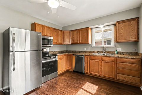 Tiny photo for 5428 Fenwick Drive, Toledo, OH 43623 (MLS # 10008280)