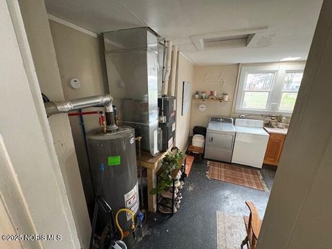 Tiny photo for 1251 S Railroad Street, Millbury, OH 43447 (MLS # 10001763)