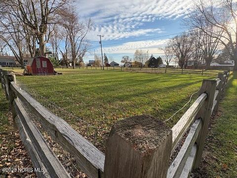 Tiny photo for 1251 S Railroad Street, Millbury, OH 43447 (MLS # 10001763)