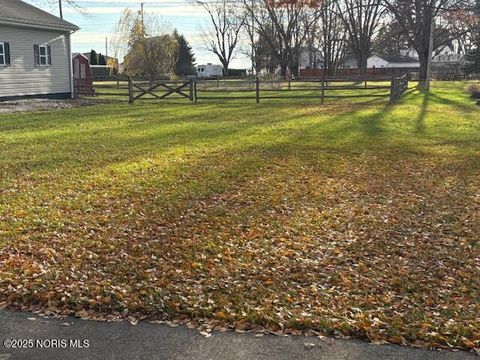 Tiny photo for 1251 S Railroad Street, Millbury, OH 43447 (MLS # 10001763)