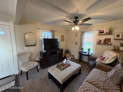 Tiny photo for 1251 S Railroad Street, Millbury, OH 43447 (MLS # 10001763)