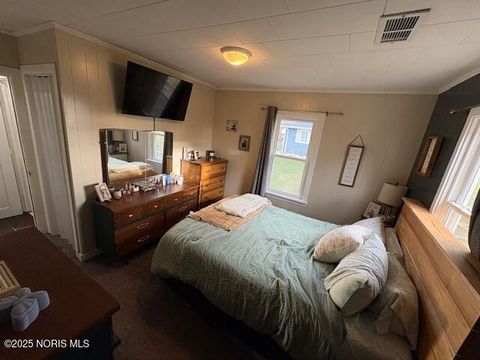 Tiny photo for 1251 S Railroad Street, Millbury, OH 43447 (MLS # 10001763)