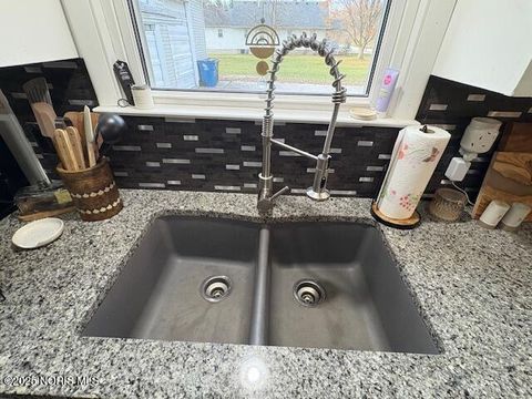 Tiny photo for 1251 S Railroad Street, Millbury, OH 43447 (MLS # 10001763)