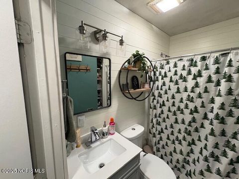 Tiny photo for 1251 S Railroad Street, Millbury, OH 43447 (MLS # 10001763)