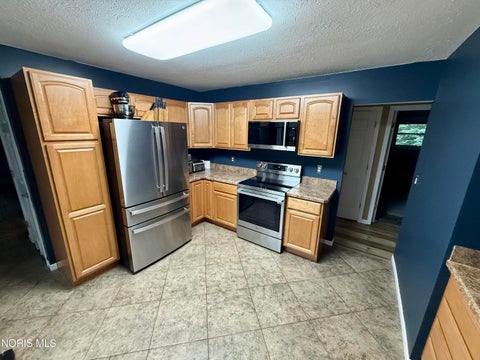 Tiny photo for 4420 Drummond Road, Toledo, OH 43613 (MLS # 10013762)