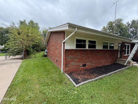 Tiny photo for 4420 Drummond Road, Toledo, OH 43613 (MLS # 10013762)