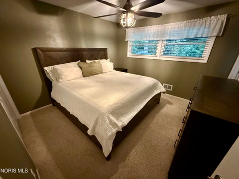 Tiny photo for 4420 Drummond Road, Toledo, OH 43613 (MLS # 10013762)