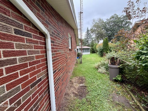 Tiny photo for 4420 Drummond Road, Toledo, OH 43613 (MLS # 10013762)