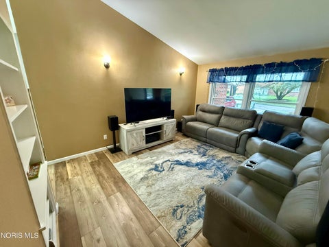 Tiny photo for 4420 Drummond Road, Toledo, OH 43613 (MLS # 10013762)
